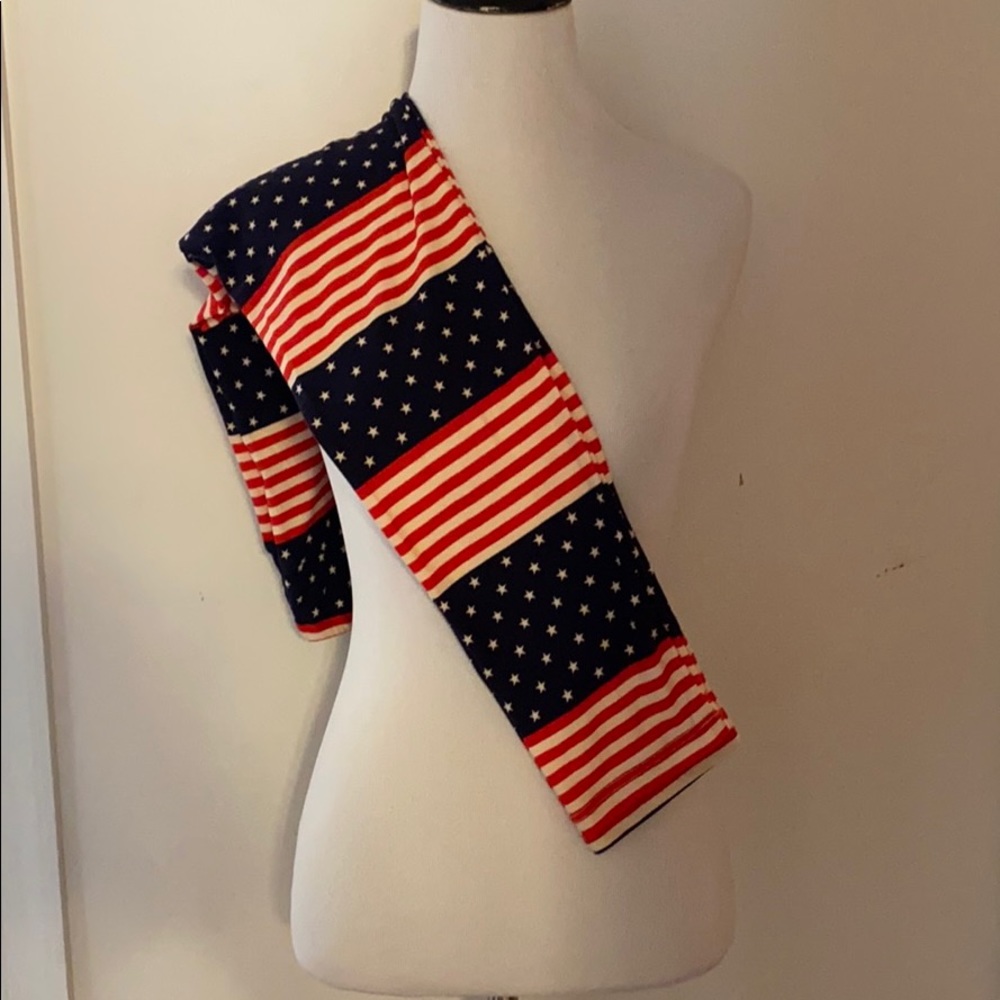BRAND NEW LuLaRoe OS Leggings